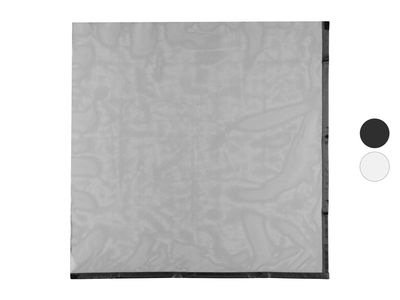 Insect window curtain with magnetic closure